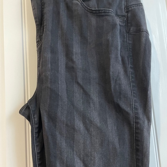 Bombshell Black Striped Skinny - Picture 3 of 3